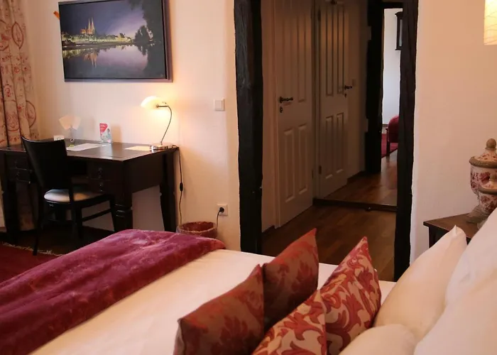 Hotel L'ostello Altstadthotel 3*