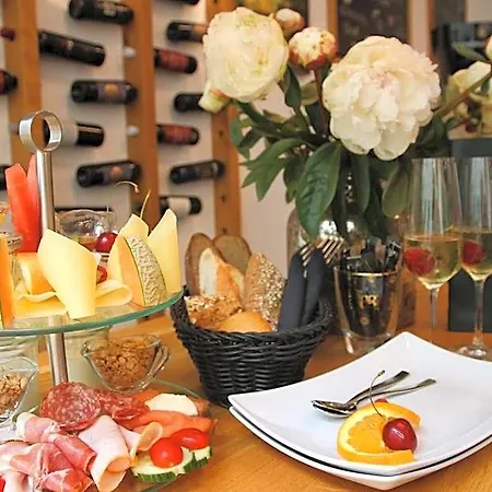 فندق L'ostello Altstadthotel
