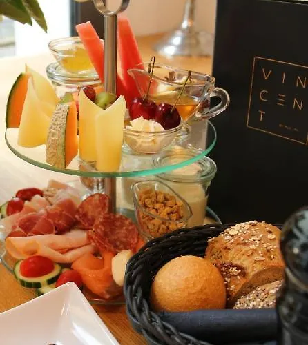 L'ostello Altstadthotel 3*