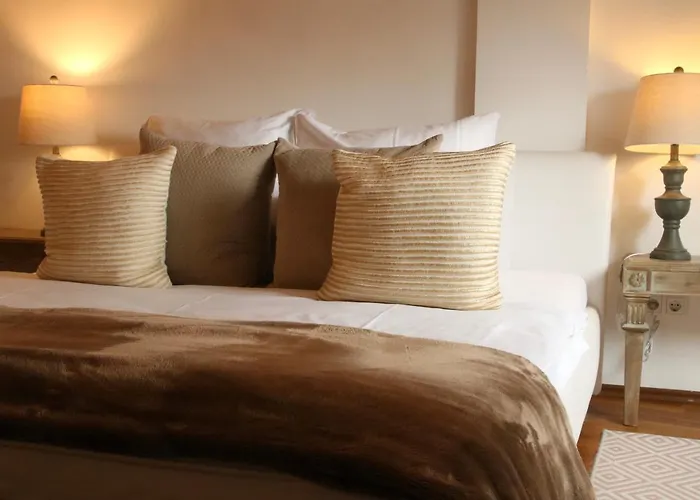 L'ostello Altstadthotel Ξενοδοχείο 3*